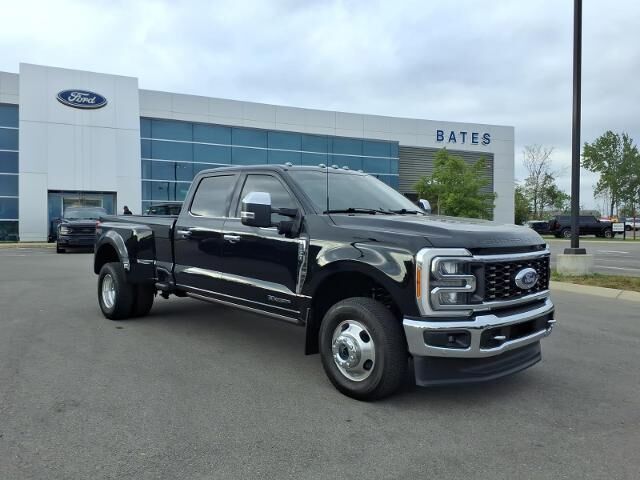 2023 Ford F-350 Super Duty Lariat