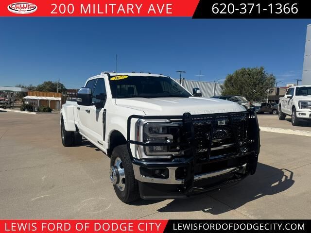 2025 Ford F-350 Super Duty King Ranch