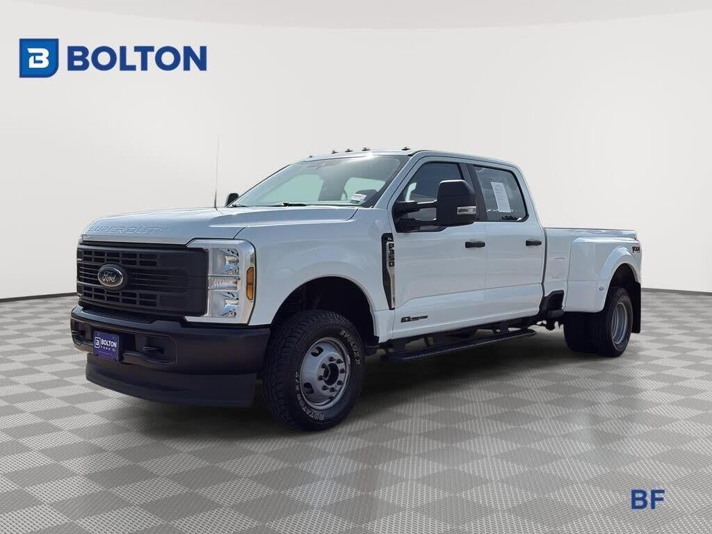 2025 Ford F-350 Super Duty XL — photo 1 of 15