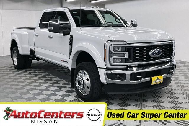 2023 Ford F-450 Super Duty King Ranch