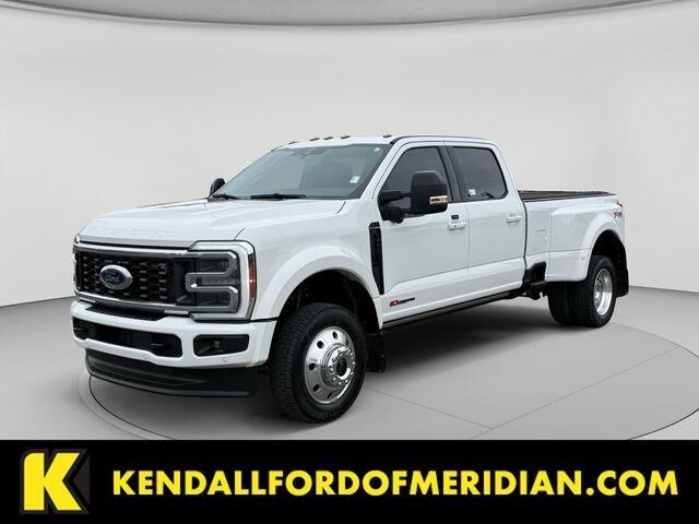 2025 Ford F-450 Super Duty Platinum — photo 1 of 13