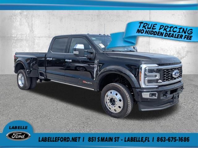 2026 Ford F-450 Super Duty Platinum