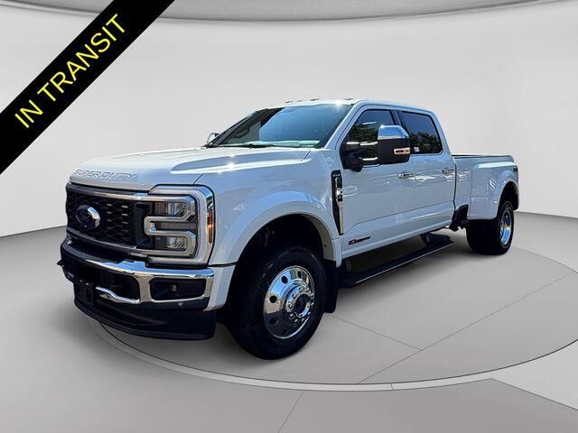 2026 Ford F-450 Super Duty King Ranch — photo 1 of 13
