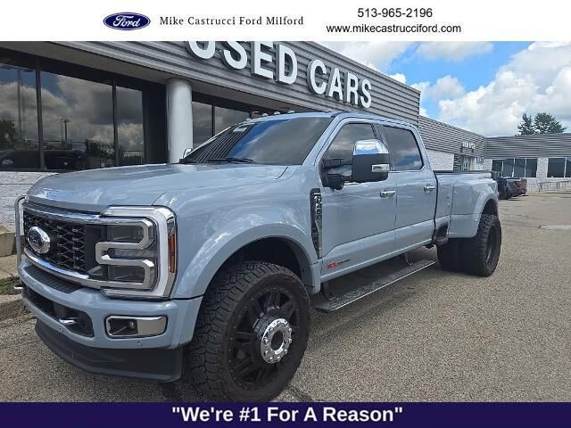 2024 Ford F-450 Super Duty Limited — photo 1 of 39