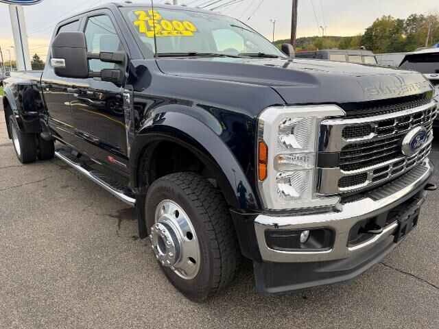 2025 Ford F-450 Super Duty King Ranch