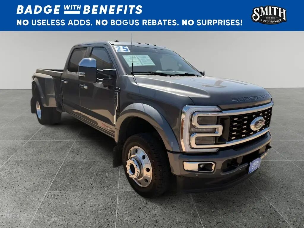 2025 Ford F-450 Super Duty Platinum — photo 1 of 24