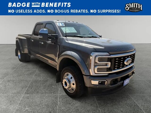 2025 Ford F-450 Super Duty Platinum