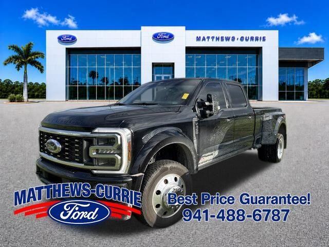 2026 Ford F-450 Super Duty Platinum — photo 1 of 6