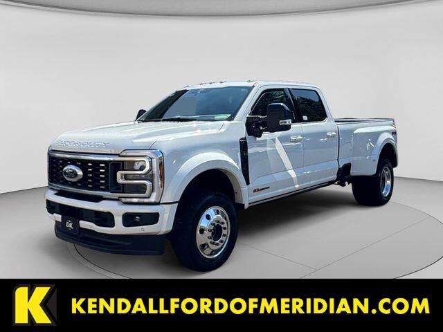 2026 Ford F-450 Super Duty Platinum — photo 1 of 13