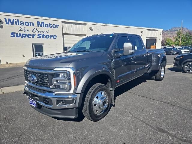 2023 Ford F-450 Super Duty Lariat