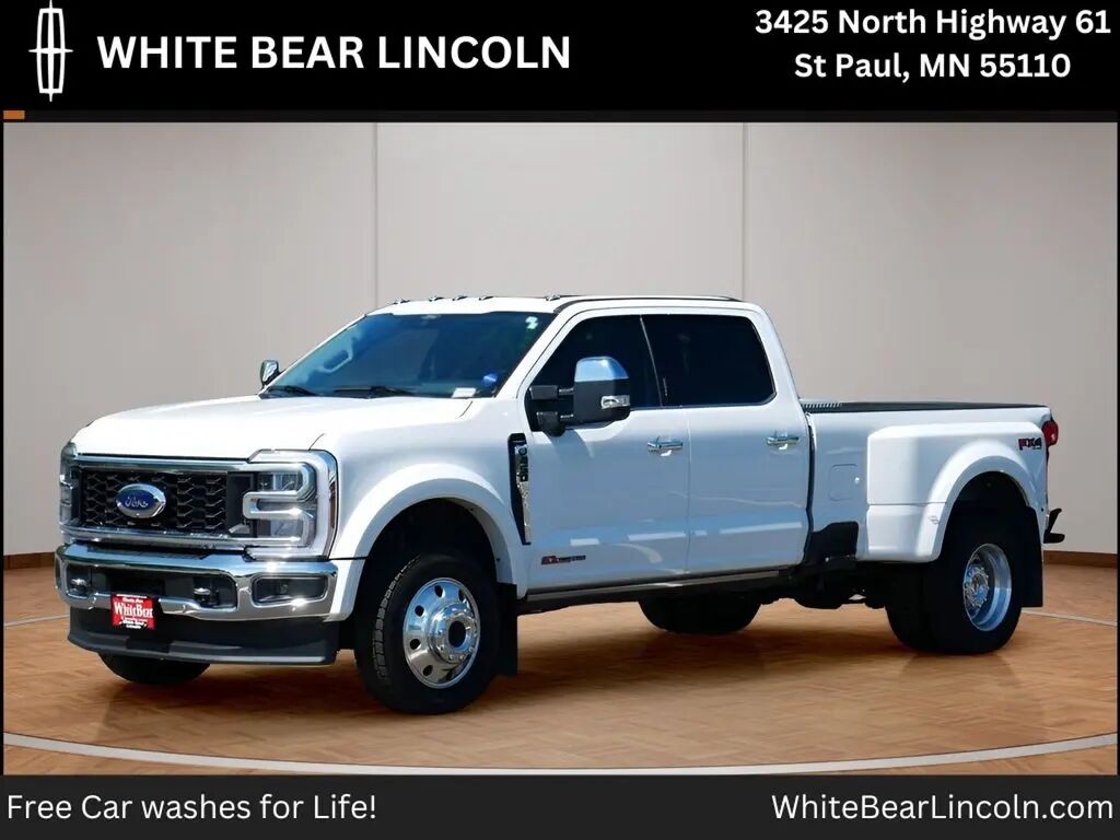 2024 Ford F-450 Super Duty Lariat — photo 1 of 13