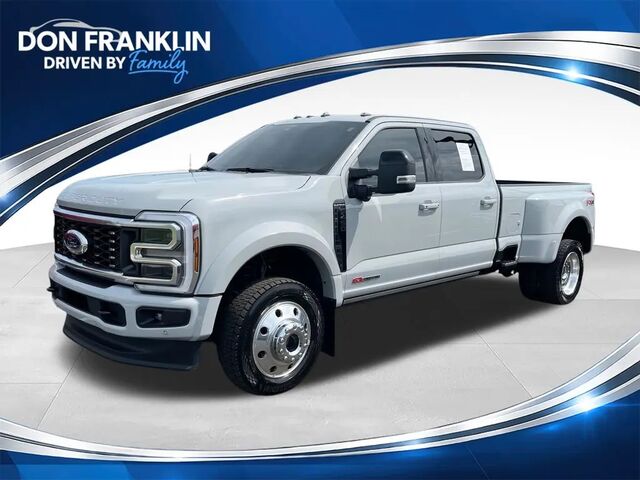2025 Ford F-450 Super Duty Platinum
