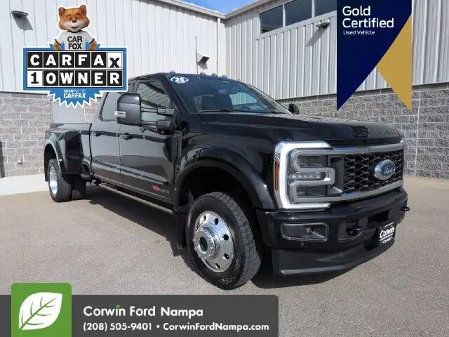 2025 Ford F-450 Super Duty Platinum