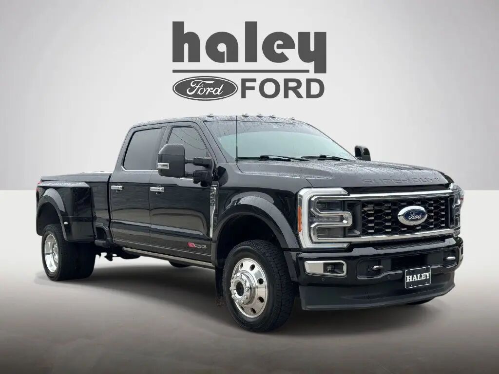 2023 Ford F-450 Super Duty Limited — photo 1 of 13