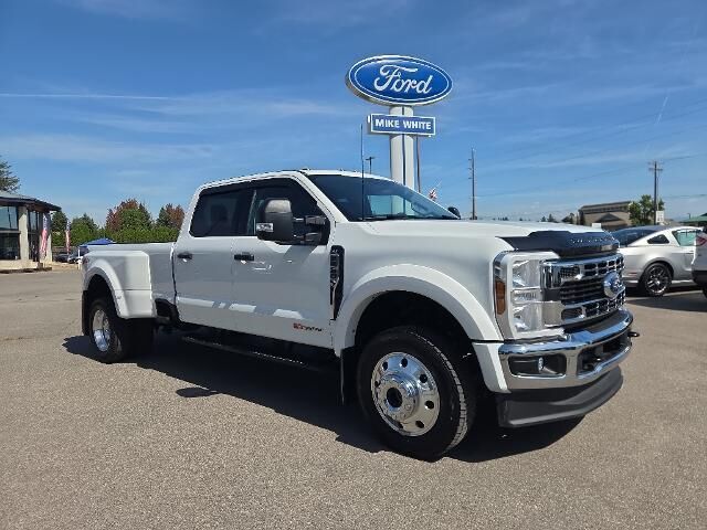 2025 Ford F-450 Super Duty XL — photo 1 of 26