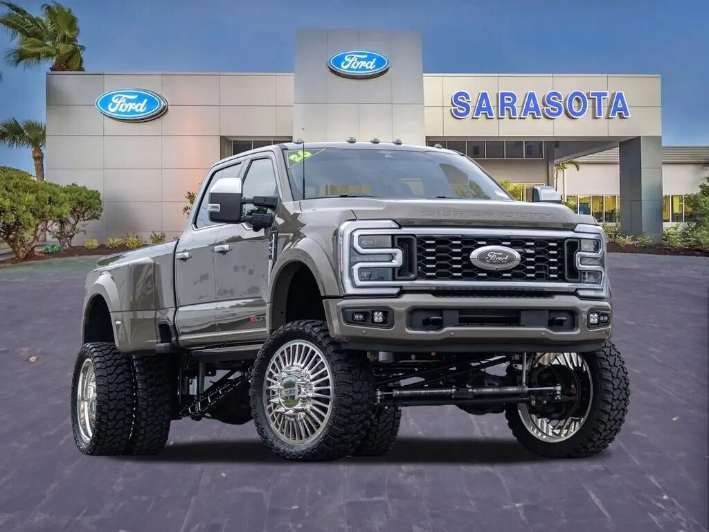 2026 Ford F-450 Super Duty Platinum — photo 1 of 26