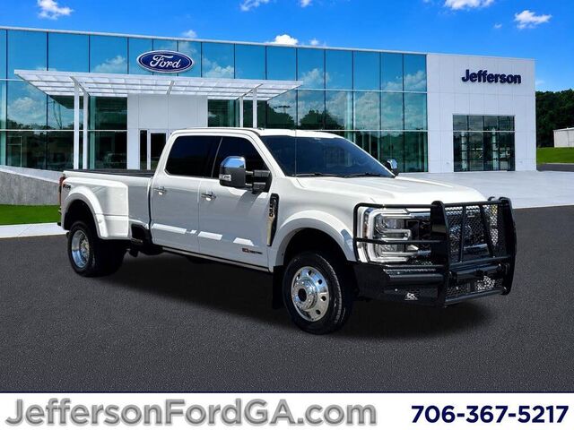 2025 Ford F-450 Super Duty Lariat