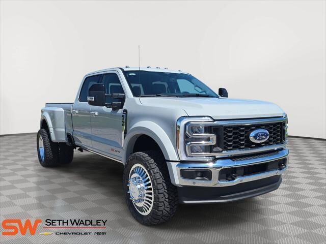 2026 Ford F-450 Super Duty Lariat