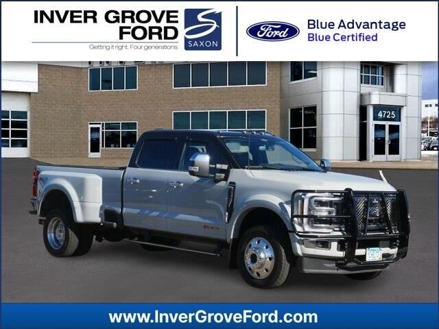 2025 Ford F-450 Super Duty Platinum