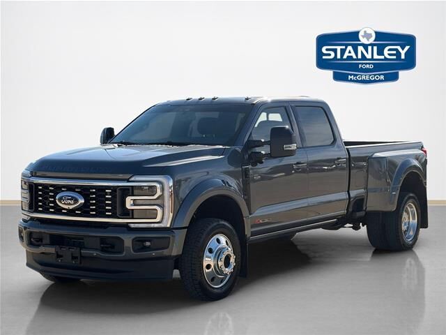 2026 Ford F-450 Super Duty Platinum
