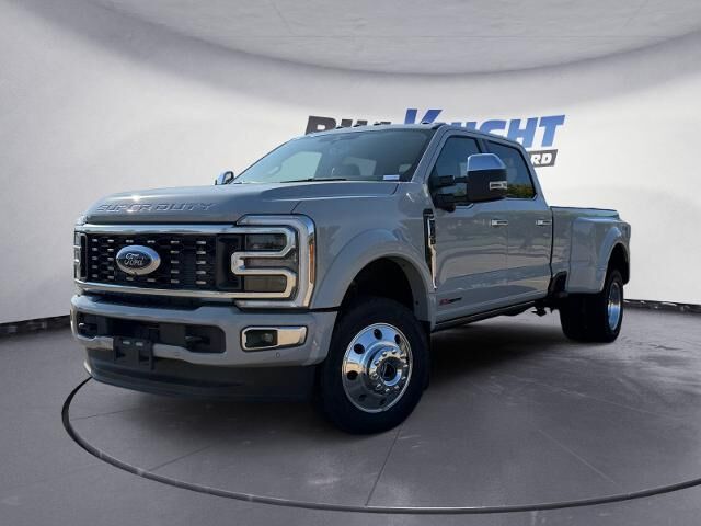 2026 Ford F-450 Super Duty Platinum — photo 1 of 26
