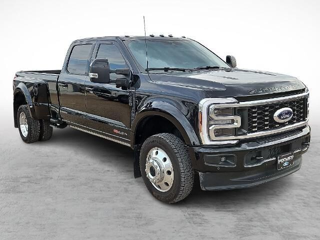 2026 Ford F-450 Super Duty Platinum