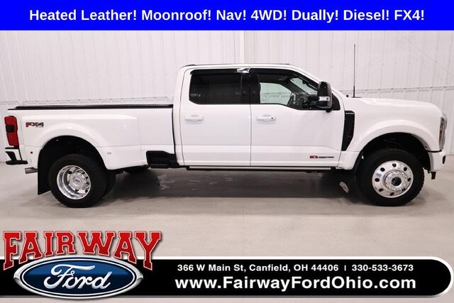 2025 Ford F-450 Super Duty Platinum