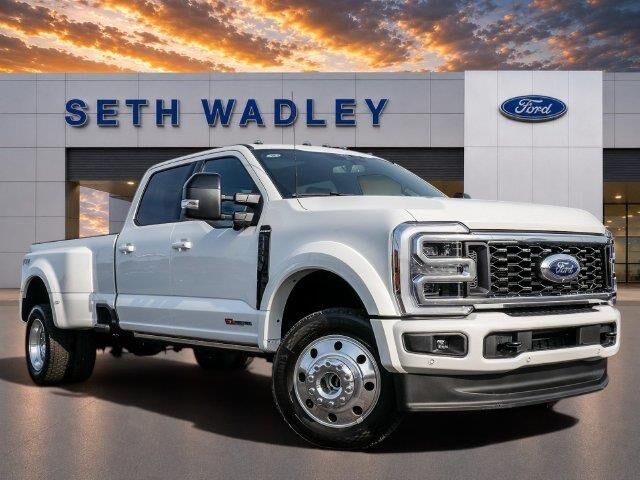 2026 Ford F-450 Super Duty Platinum