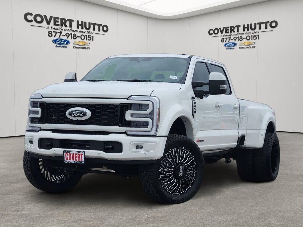 2026 Ford F-450 Super Duty Platinum — photo 1 of 1