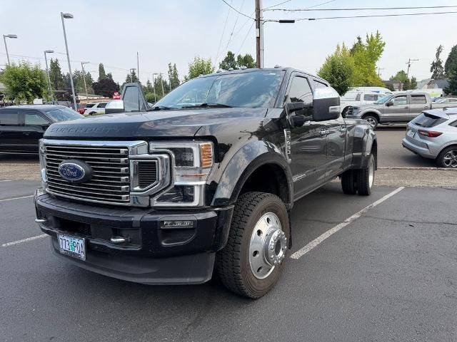 2022 Ford F-450 Super Duty Platinum — photo 1 of 30