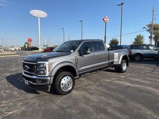 2025 Ford F-450 Super Duty Lariat