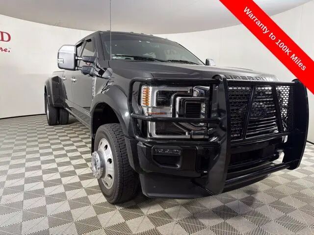 2022 Ford F-450 Super Duty Platinum