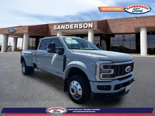 2025 Ford F-450 Super Duty Platinum — photo 1 of 26