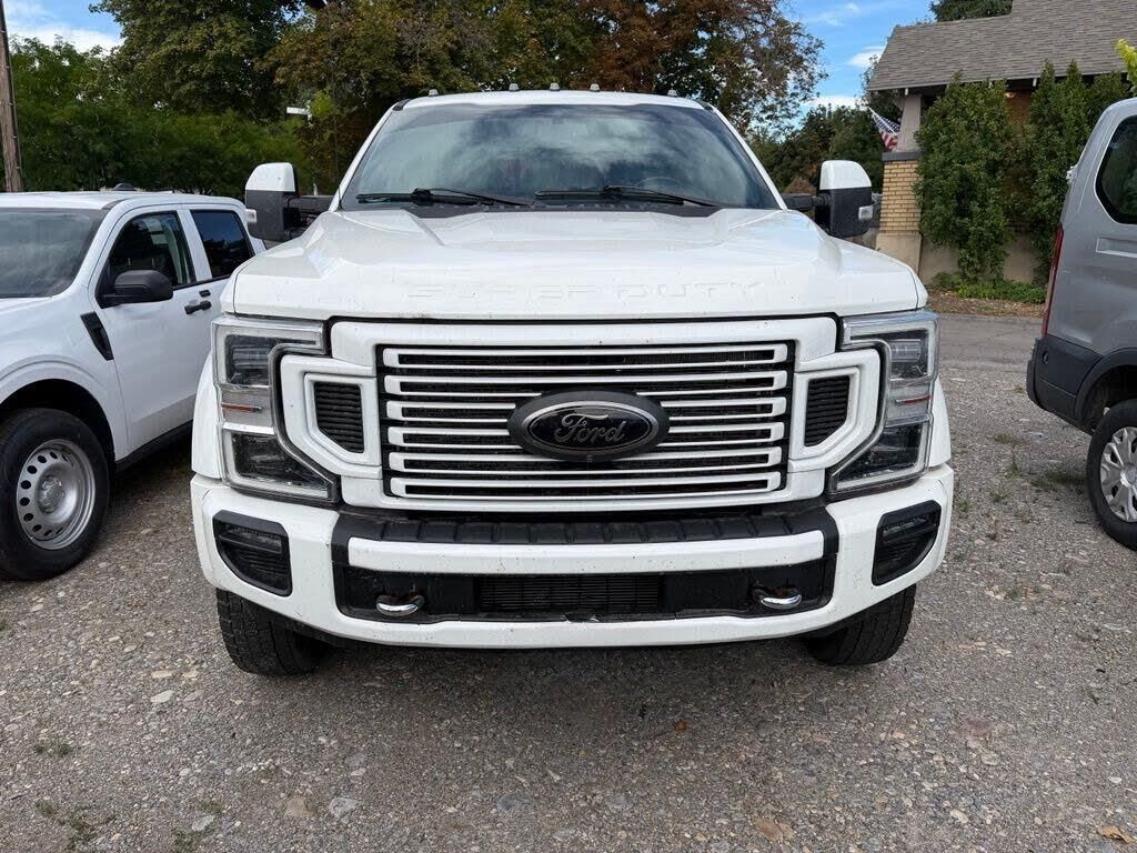 2021 Ford F-450 Super Duty Platinum — photo 1 of 1