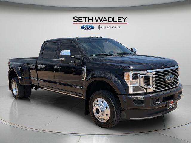 2022 Ford F-450 Super Duty Platinum