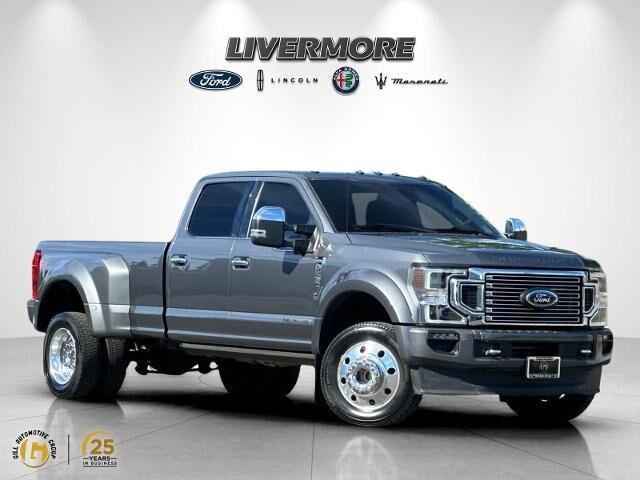 2022 Ford F-450 Super Duty Platinum