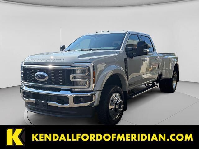 2025 Ford F-450 Super Duty Lariat