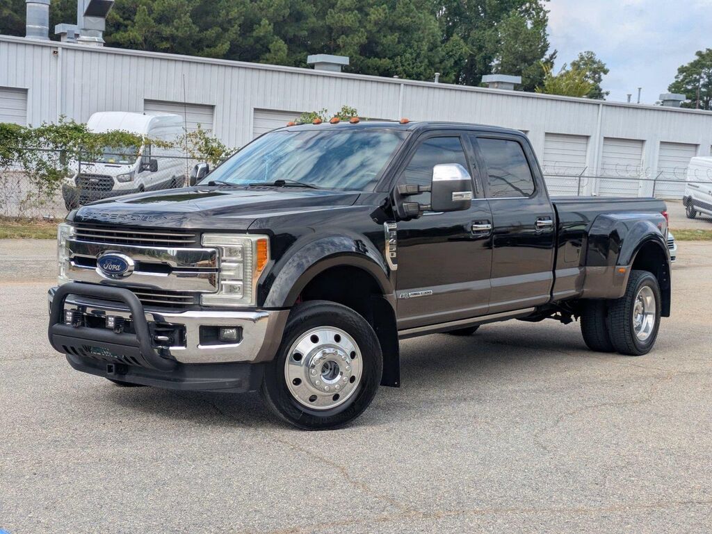 2017 Ford F-450 Super Duty King Ranch — photo 1 of 1