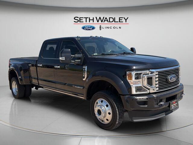 2022 Ford F-450 Super Duty Limited — photo 1 of 5