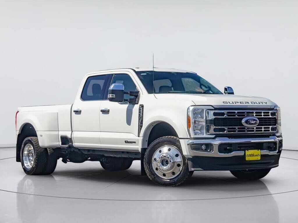 2026 Ford F-450 Super Duty XLT — photo 1 of 1