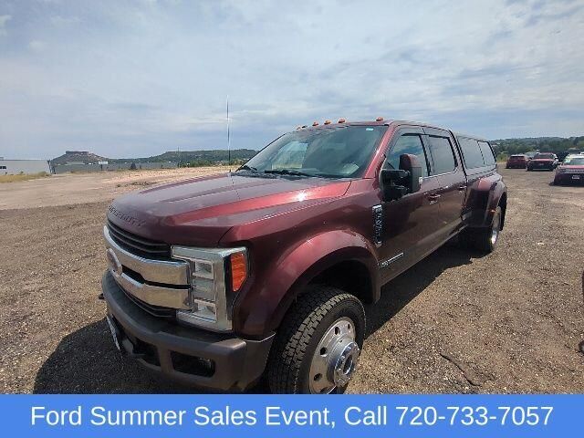 2017 Ford F-450 Super Duty King Ranch