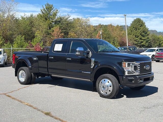 2022 Ford F-450 Super Duty Platinum