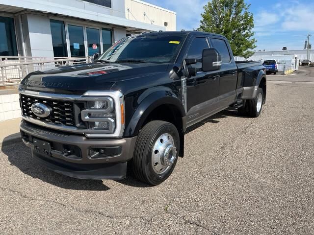 2023 Ford F-450 Super Duty King Ranch