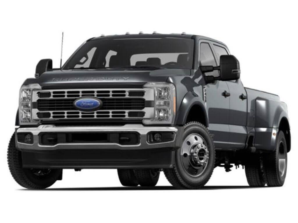 2026 Ford F-450 Super Duty XLT — photo 1 of 1
