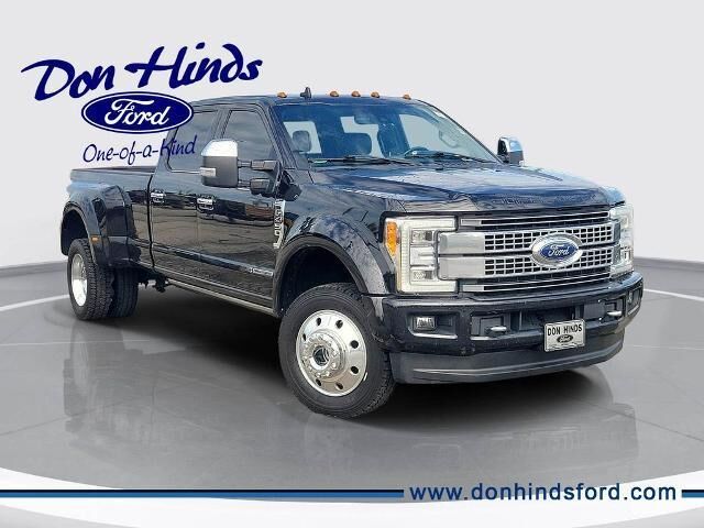 2019 Ford F-450 Super Duty Platinum — photo 1 of 1
