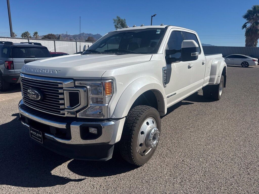 2022 Ford F-450 Super Duty Lariat — photo 1 of 13