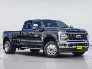 2026 Ford F-450 Super Duty Lariat