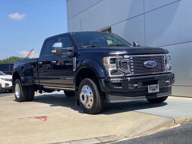 2022 Ford F-450 Super Duty Platinum