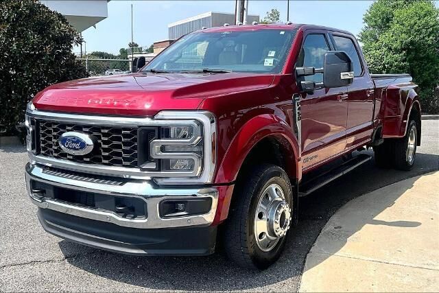 2026 Ford F-450 Super Duty Lariat