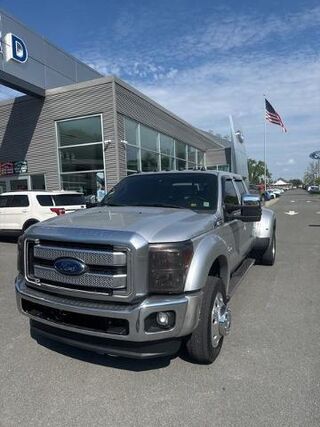 2016 Ford F-450 Super Duty Lariat